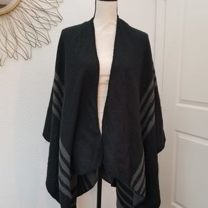 Black and Grey Reversible Wrap